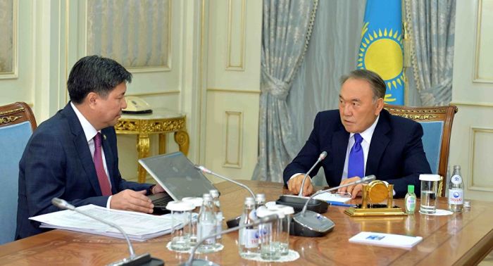 Назарбаев провел первую рабочую встречу после лечения