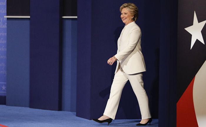 Телезрители отдали победу Клинтон в финальных дебатах