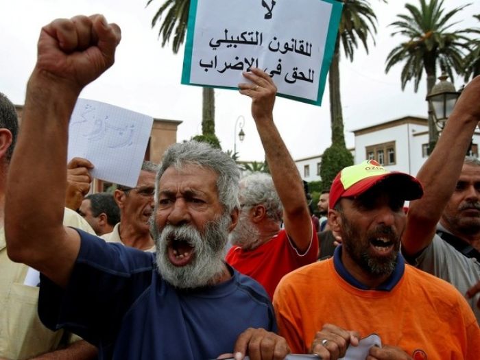 ​Волна митингов прокатилась по Марокко из-за гибели торговца, пытавшегося защитить свой промысел от властей