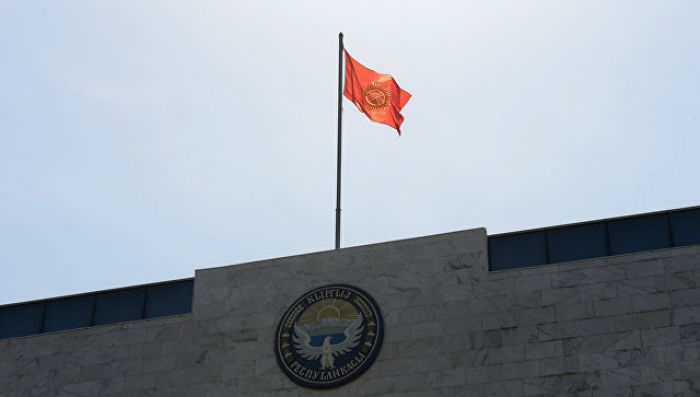 В Киргизии референдум по изменению конституции пройдет 11 декабря