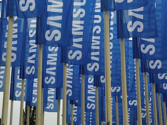 В рамках дела в отношении подруги президента Южной Кореи в офисе Samsung прошли обыски