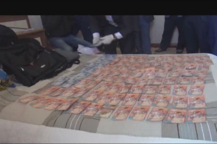 Госаудитор задержан по подозрению в вымогательстве взятки в Таразе