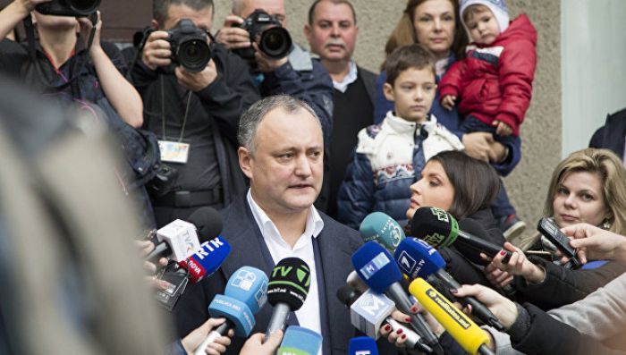 Додон объявил о своей победе на выборах президента Молдавии