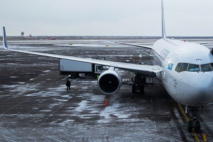 «Эйр Астана» отменила рейсы из-за погодной аномалии