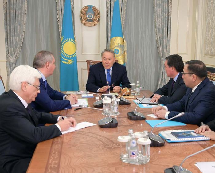 Назарбаев и Рогозин обсудили будущий проект «Байтерек»