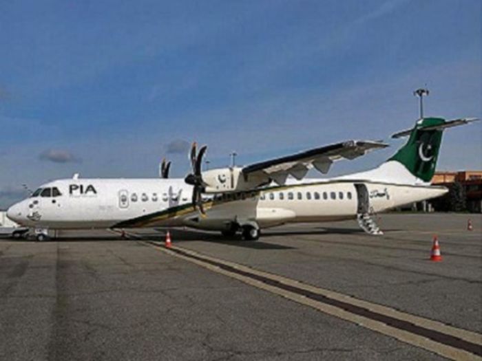 ​В Пакистане потерпел крушение самолет, на борту которого находились 47 человек