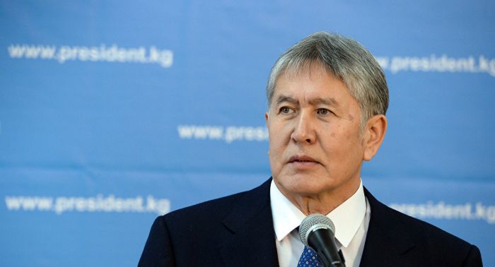 Атамбаев: прекрасно, что власть боится мнения общества 