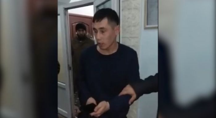 ​В Алматы имамы сняли на видео задержание воришки в мечети