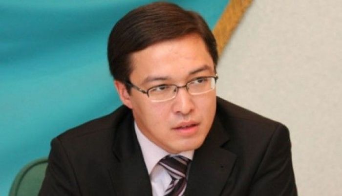​Акишев призвал вкладчиков Казкома не беспокоиться за свои сбережения 