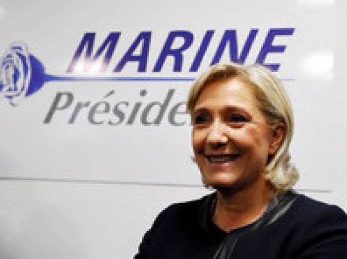 Марин Ле Пен займет средства на свою президентскую кампанию у отца