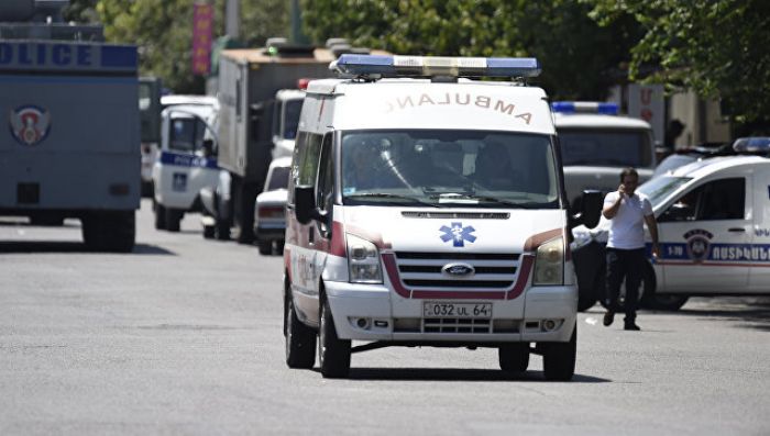 В гостинице в Ереване обнаружили тело российского военного