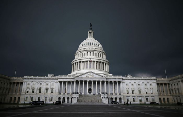 Reuters: сенаторы США предлагают санкции против должностных лиц РФ и иностранных компаний