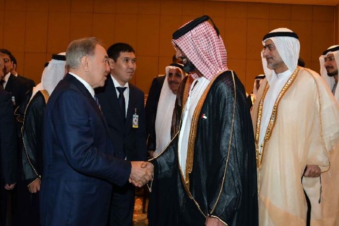 Нельзя допустить раскола исламского мира на две части - Назарбаев 