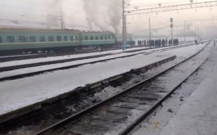 Пассажирский вагон загорелся на вокзале Алматы-2 