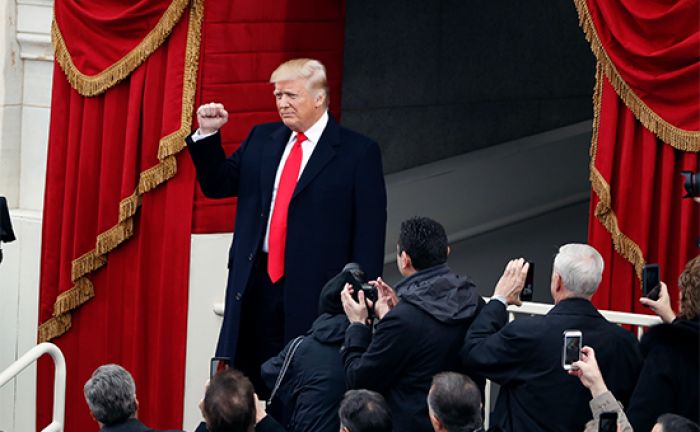 Дональд Трамп вступил в должность президента США