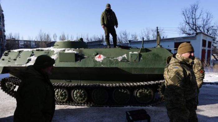 Обострение в Донбассе: Киев сообщает о гибели еще троих военных