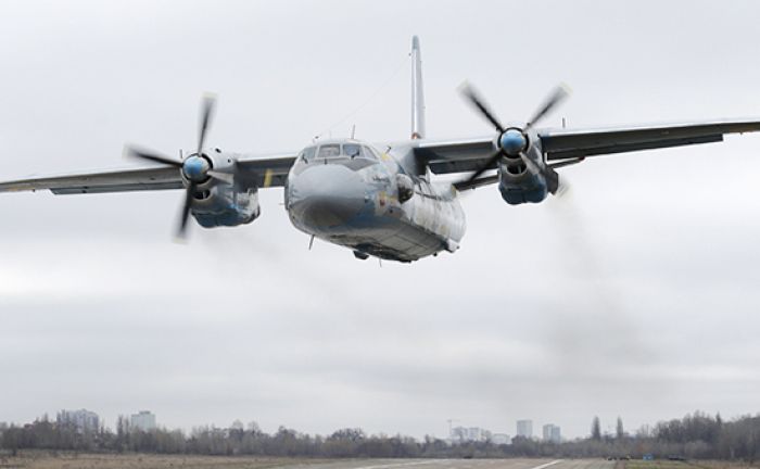 Киев заявил об обстреле Россией украинского транспортного самолета