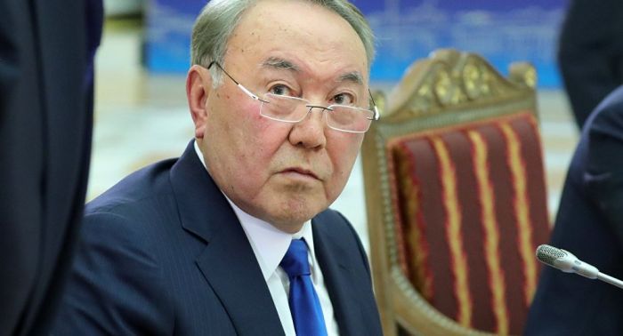 Назарбаев​: «​Где сидит пятая колонна внутри правительства?»​
