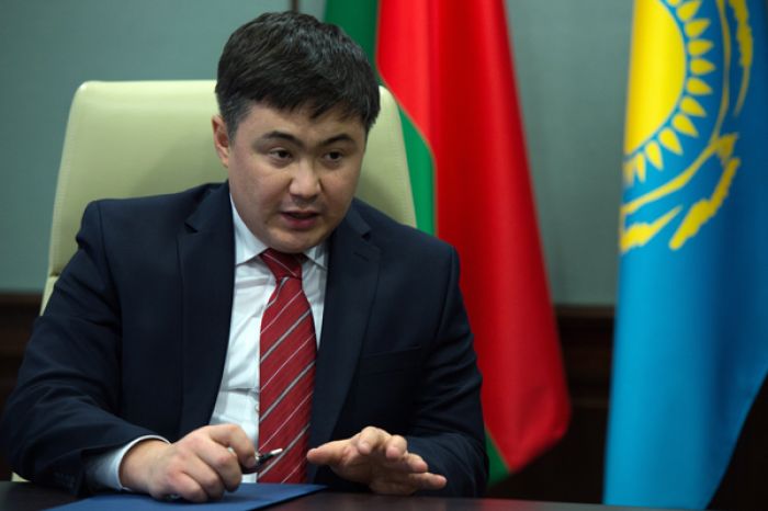Правительство Казахстана пересмотрит бюджет на 2017 год