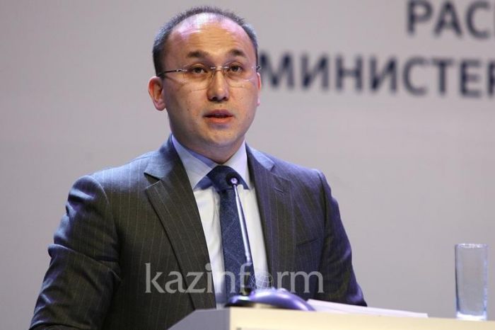 ​О борьбе с культом жестокости в СМИ рассказал Даурен Абаев 