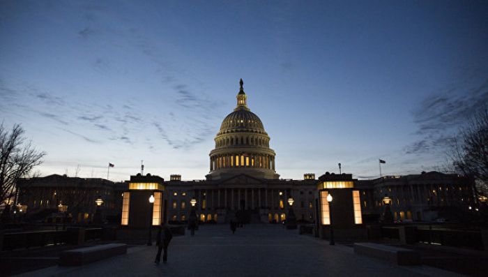 В Конгресс внесли законопроект, затрудняющий снятие санкций против России 
