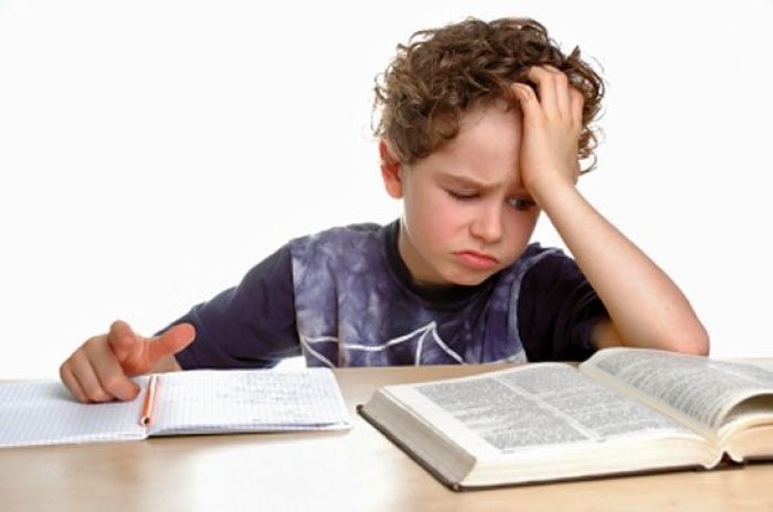 Минобразования и науки сократит домашние задания школьникам 