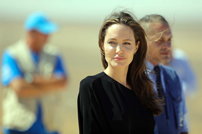 Анджелина Джоли впервые прокомментировала развод с Брэдом Питтом 