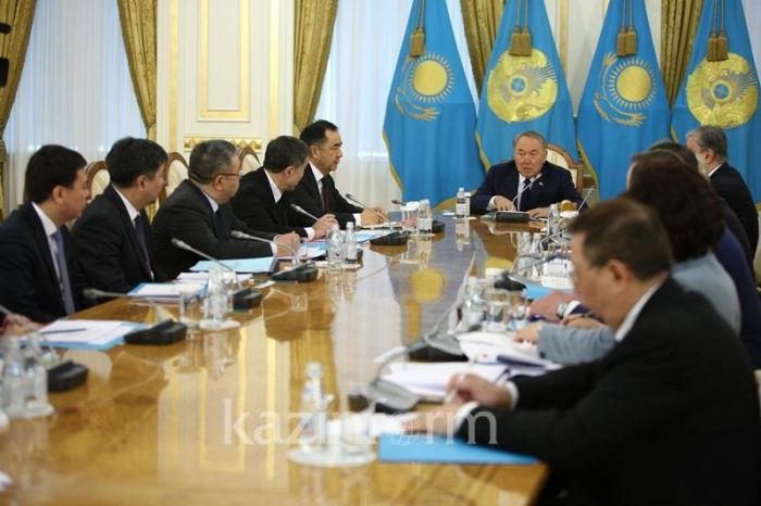 Адильбек Джаксыбеков рассказал, какие изменения в Конституцию предложили казахстанцы