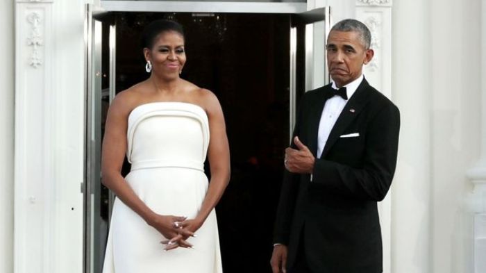 Барак и Мишель Обама заключили договор на публикацию мемуаров