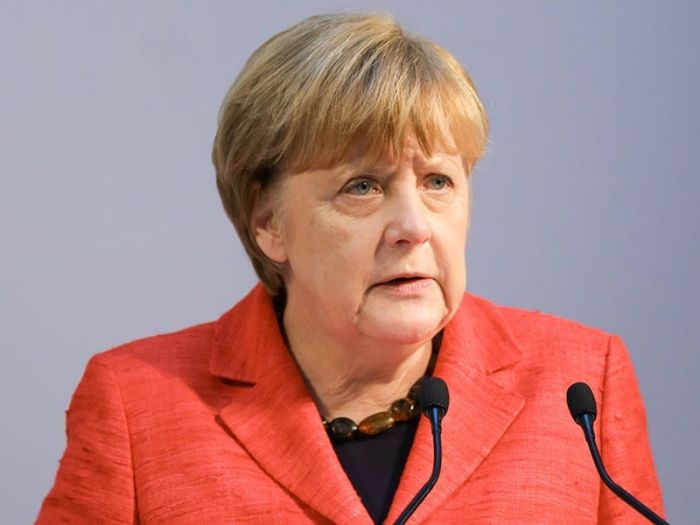 Меркель отказалась "серьезно комментировать" заявление Эрдогана, сравнившего немецкую политику с нацистской 