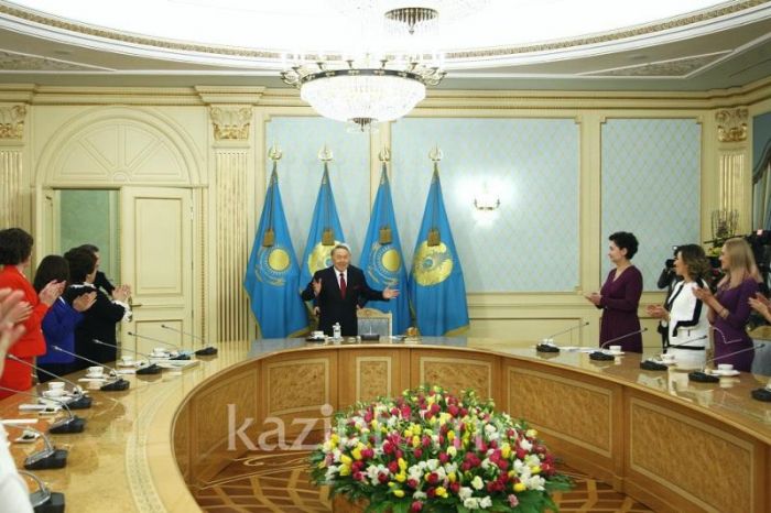 Президент поздравил женщин Казахстана с 8 марта 