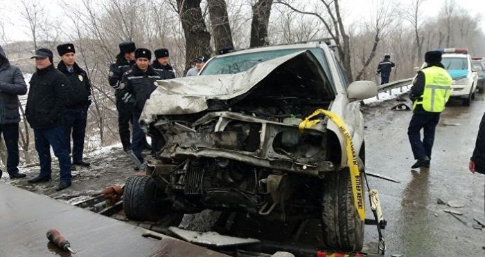 Двое полицейских погибли в ДТП на трассе Алматы-Бишкек 