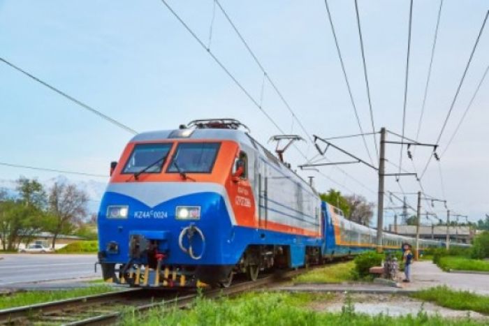 Алматы и Ташкент соеденит скоростной поезд 