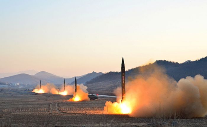 Токио и Сеул сообщили о «провальном запуске» ракеты в Северной Корее