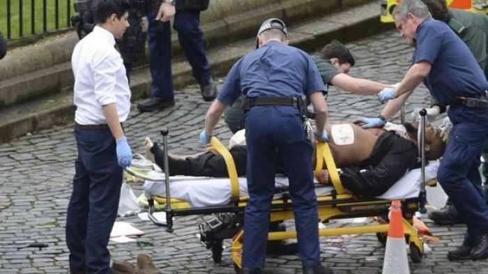 СМИ пытаются выяснить личность террориста из Лондона