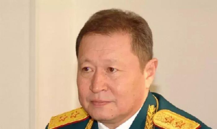 Экс-главе КНБ Нартаю Дутбаеву продлили арест до 26 мая