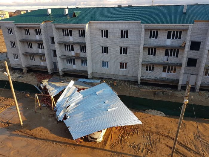 Эту крышу сносит слишком часто