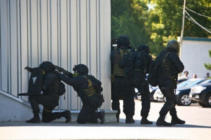 Антитеррористические учения проходят в Усть-Каменогорске 