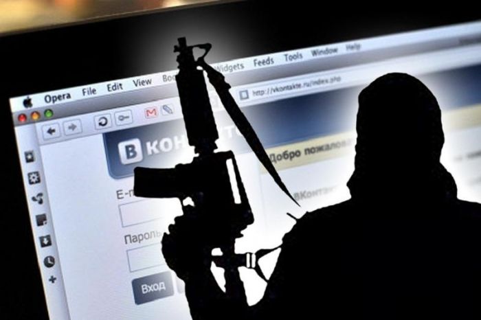 Двое жителей Сатпаева осуждены за пропаганду терроризма в соцсетях 