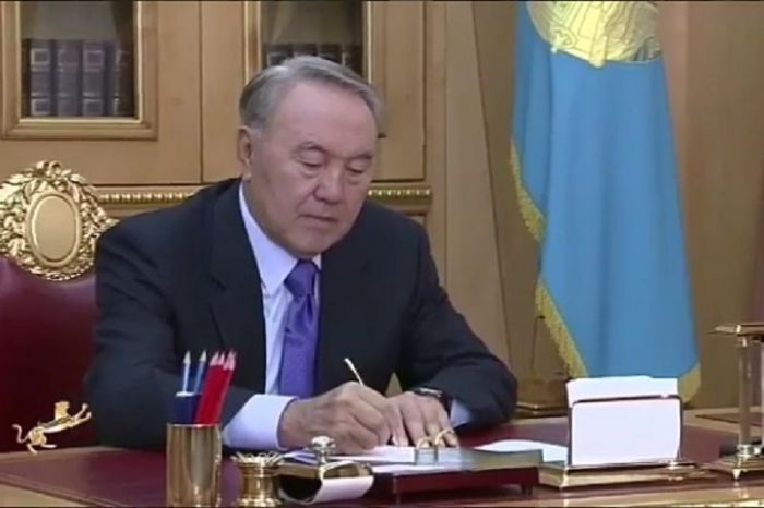 Один день Президента Назарбаева показали в Instagram 