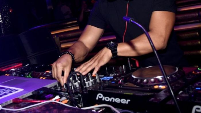 Британский диджей осужден в Тунисе за ремикс исламской молитвы 