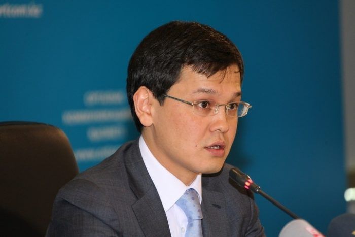 О запрете смартфонов в госорганах высказался Багдат Мусин 