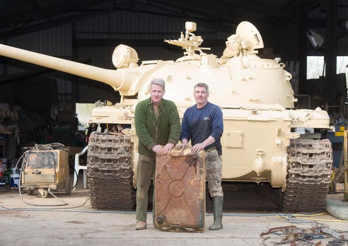 Британец нашел в советском танке золотые слитки стоимостью $2,5 млн 