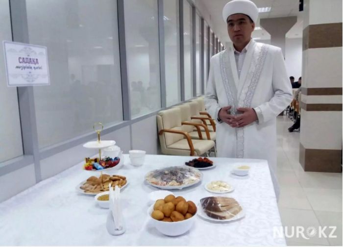 В Актобе имамы показали правильное меню для поминок 