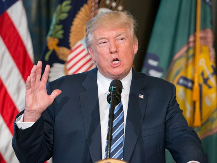  CNN сообщила о попытках российских агентов в США повлиять на штаб Трампа