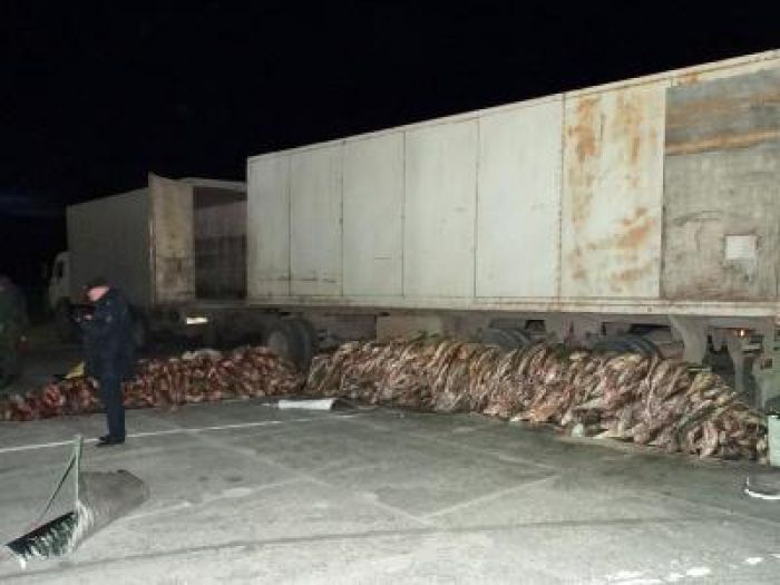 В Астрахани задержан грузовик с рыбой осетровых пород из Атырау
