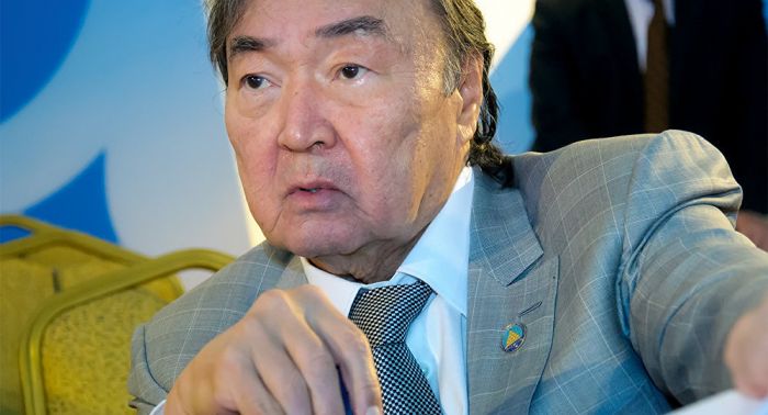 Олжас Сулейменов: мы стоим на грани большой войны 