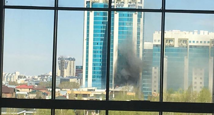 ЖК "Лазурный квартал" горел на левом берегу Астаны 