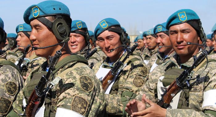 Акорда опубликовала исторический указ о создании Вооруженных сил РК 