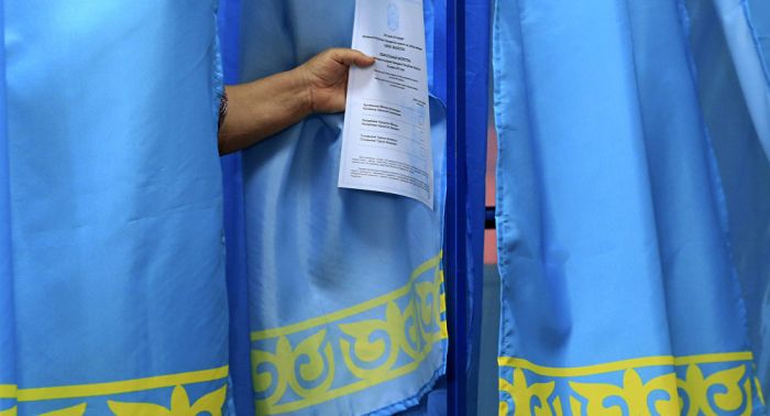 Кандидатам в президенты Казахстана придется доказывать, что они здоровы 